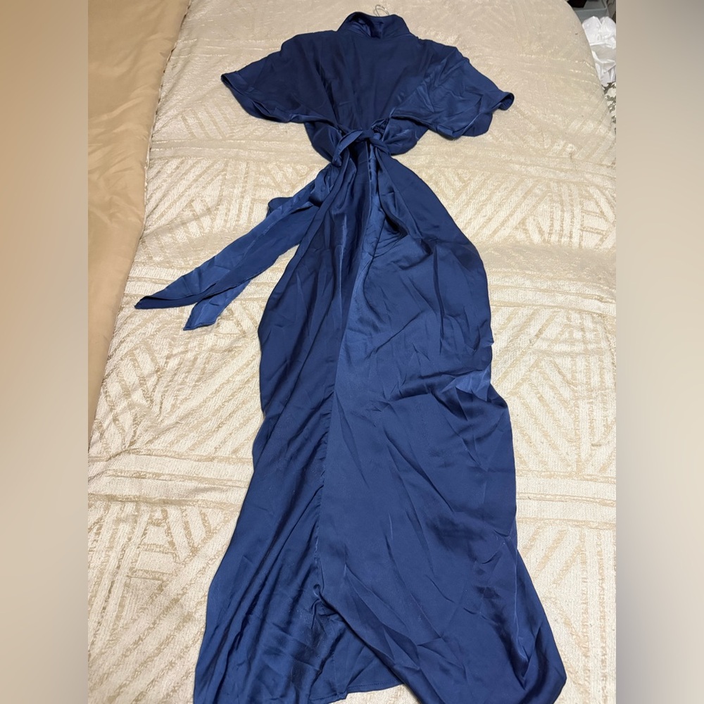 Linsery NWOT Navy Blue Belted Maxi Ruched Shirt Dress - Size M - Picture 8 of 14